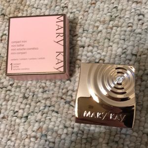 Mary Kay Rose Gold Compact Mini